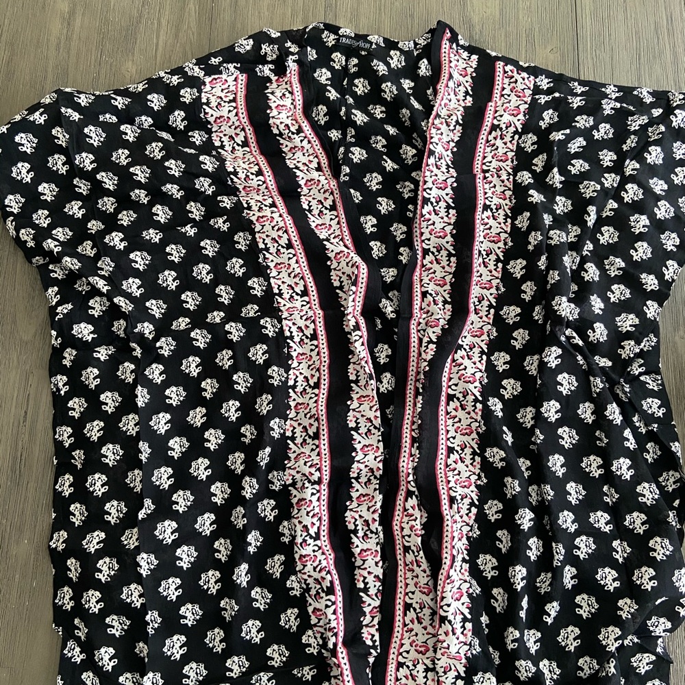 Nikita Kimono